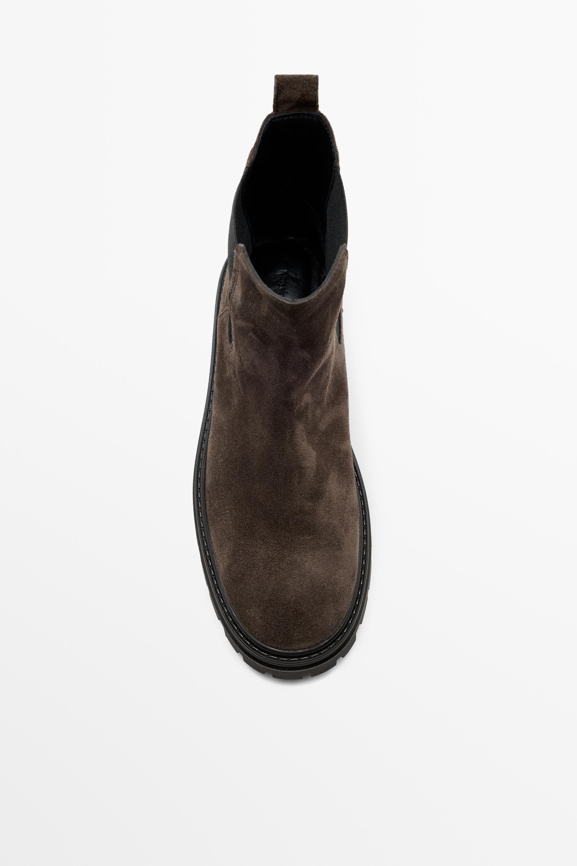 Bottines plates chelsea à semelle crantée